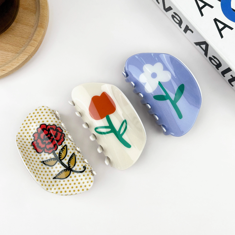 Flower w/Yellow Dots Claw Clip