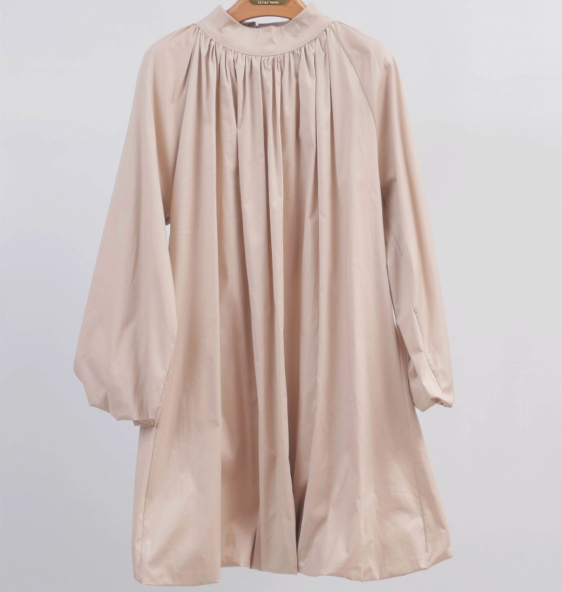 Puff Dress with High Collar